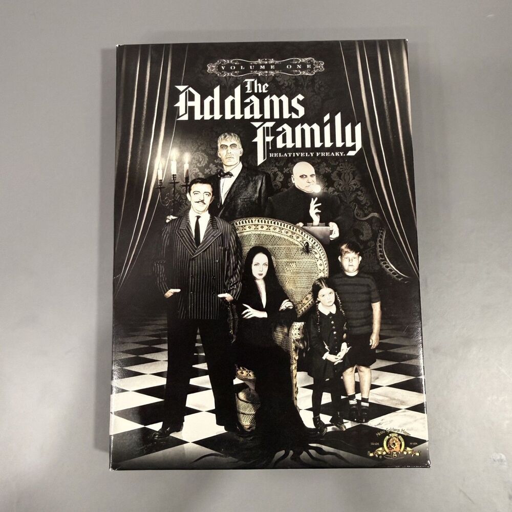 The Adams Family-   Volume 1 and Volume 2 - DVDs - Picture 2 of 8